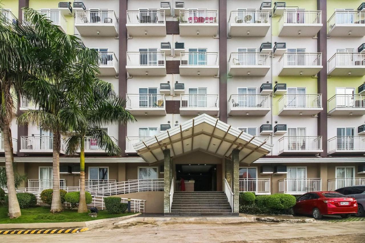 Hyllia By J&J Homes At Amani Grand Resort Residences Near Airport Lapu-Lapu City Exterior photo