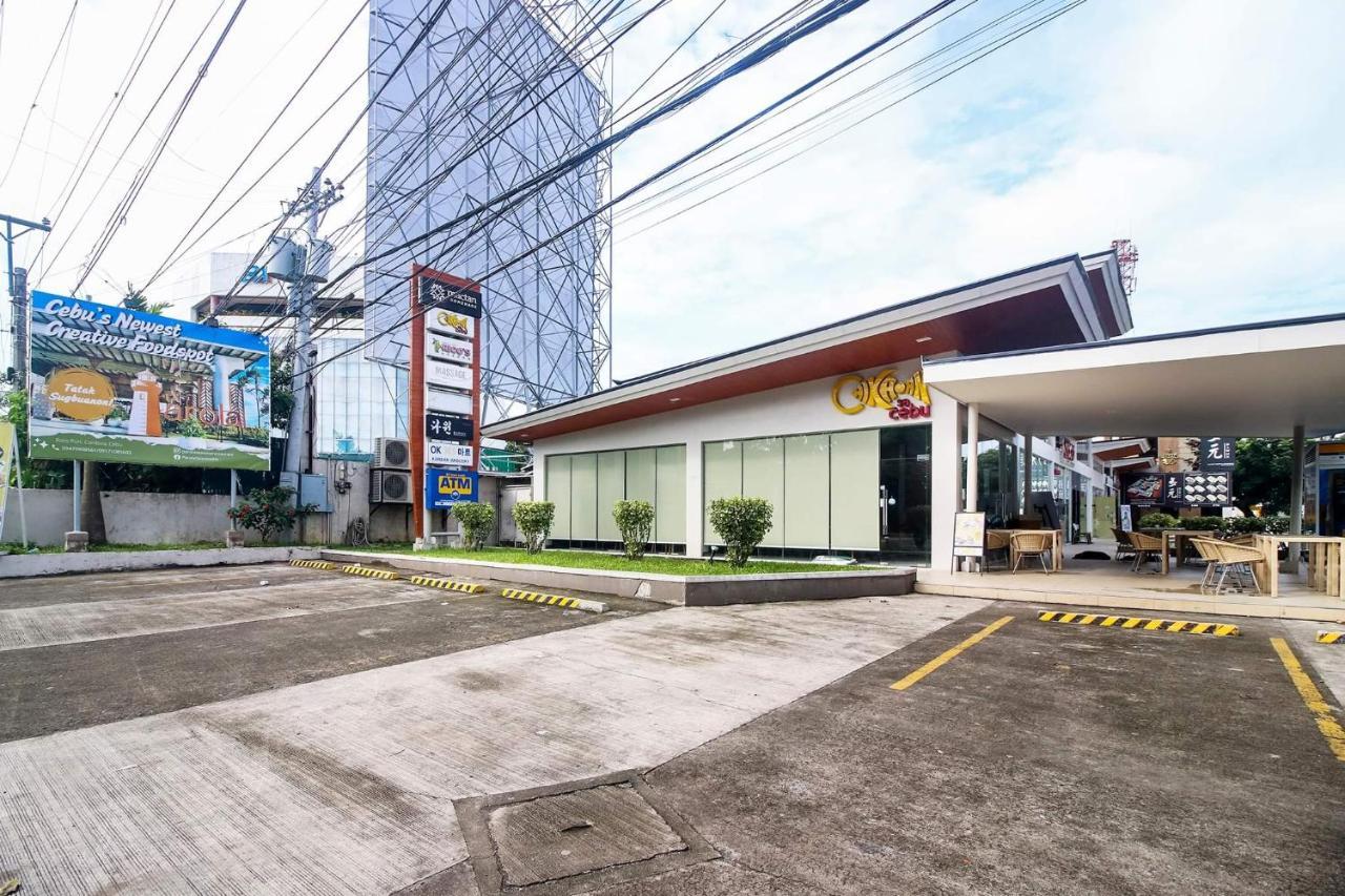 Hyllia By J&J Homes At Amani Grand Resort Residences Near Airport Lapu-Lapu City Exterior photo